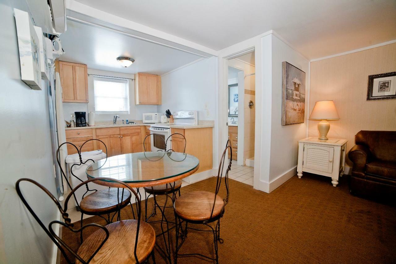 Inn Georgianne & Check In 212 Butler Ave